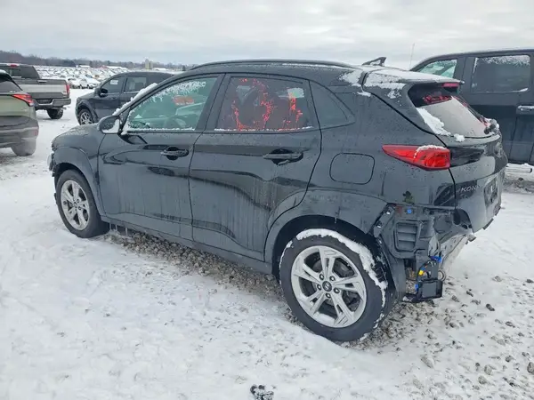 KM8K6CAB1PU944669 2023 HYUNDAI KONA - Image 2