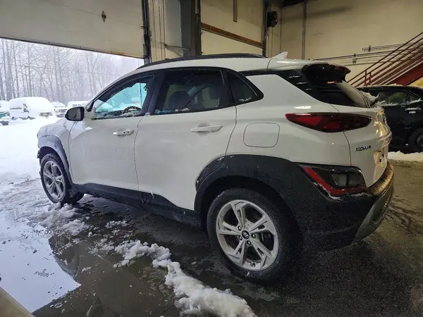 KM8K6CAB1PU946261 2023 HYUNDAI KONA - Image 2