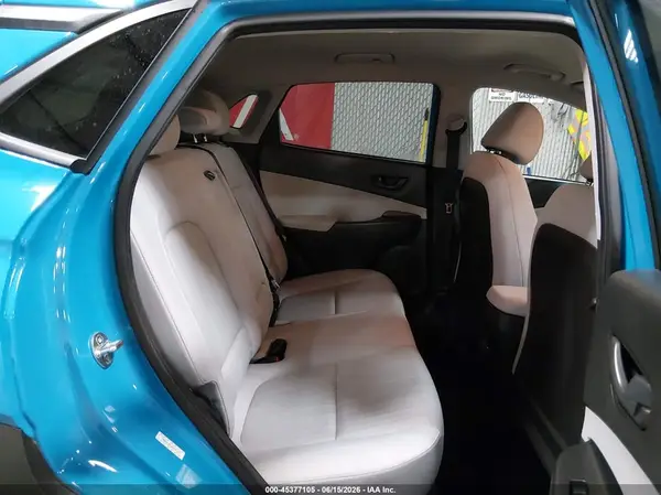 KM8K6CAB1PU976375 2023 HYUNDAI KONA - Image 8
