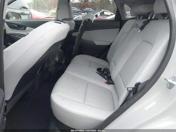 KM8K6CAB1PU981947 2023 HYUNDAI KONA - Image 8