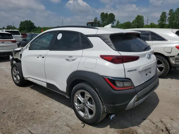 KM8K6CAB2NU828913 2022 HYUNDAI KONA - Image 2
