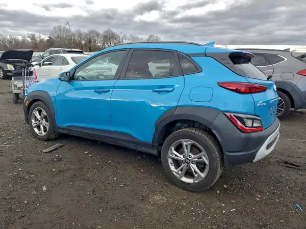 KM8K6CAB2NU831942 2022 HYUNDAI KONA - Image 2
