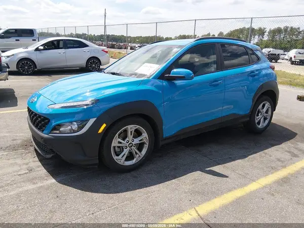 KM8K6CAB2NU841354 2022 HYUNDAI KONA - Image 2