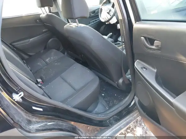 KM8K6CAB2NU856310 2022 HYUNDAI KONA - Image 8