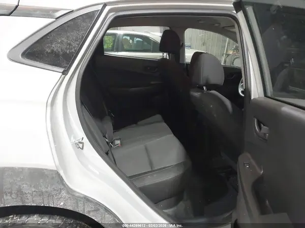 KM8K6CAB2NU872216 2022 HYUNDAI KONA - Image 8
