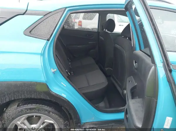 KM8K6CAB2NU875939 2022 HYUNDAI KONA - Image 8