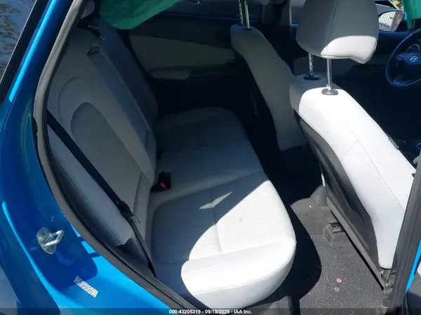 KM8K6CAB2NU923083 2022 HYUNDAI KONA - Image 8