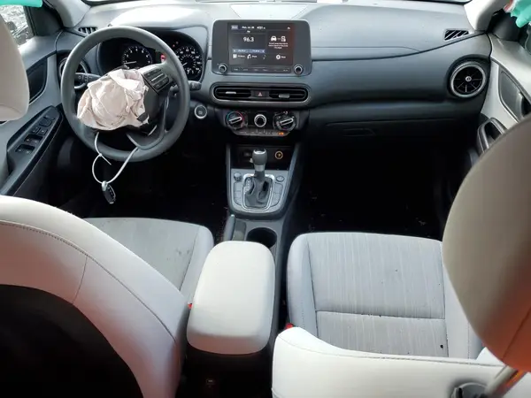 KM8K6CAB2PU028101 2023 HYUNDAI KONA - Image 8