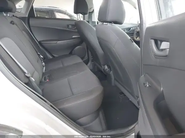 KM8K6CAB2PU954837 2023 HYUNDAI KONA - Image 8