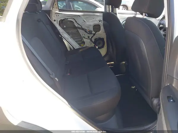 KM8K6CAB2PU955437 2023 HYUNDAI KONA - Image 8