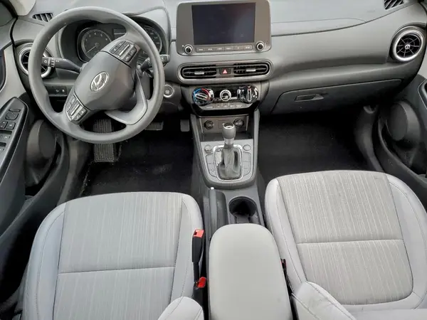 KM8K6CAB3NU774733 2022 HYUNDAI KONA - Image 8