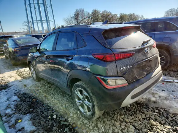 KM8K6CAB3NU807410 2022 HYUNDAI KONA - Image 2