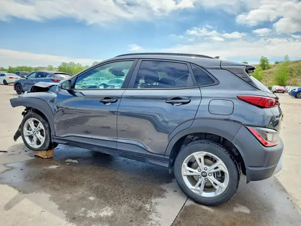 KM8K6CAB3NU828936 2022 HYUNDAI KONA - Image 2