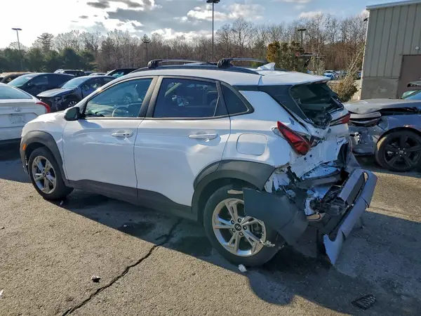 KM8K6CAB3PU058899 2023 HYUNDAI KONA - Image 2