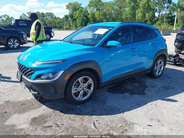 KM8K6CAB4PU001787 2023 HYUNDAI KONA - Image 2