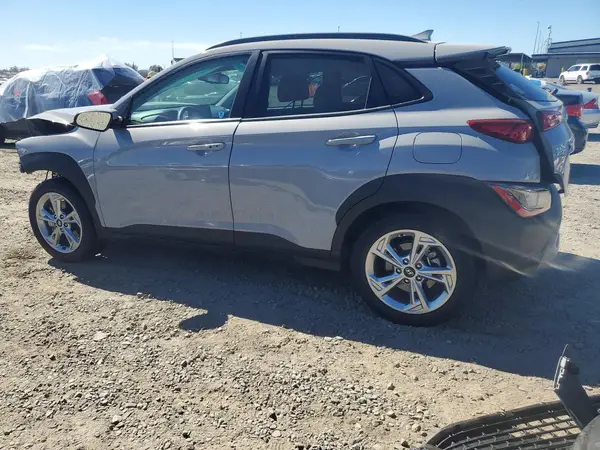 KM8K6CAB4PU006472 2023 HYUNDAI KONA - Image 2