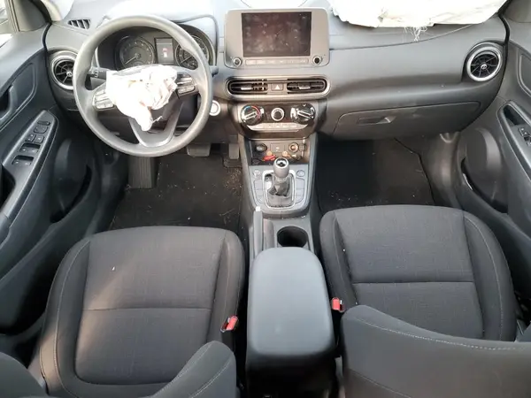 KM8K6CAB4PU007637 2023 HYUNDAI KONA - Image 8