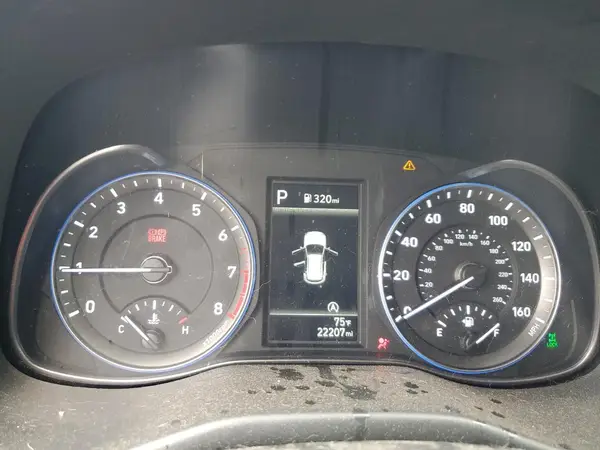 KM8K6CAB4PU043618 2023 HYUNDAI KONA - Image 1