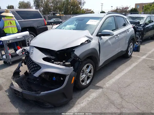 KM8K6CAB4PU057387 2023 HYUNDAI KONA - Image 2
