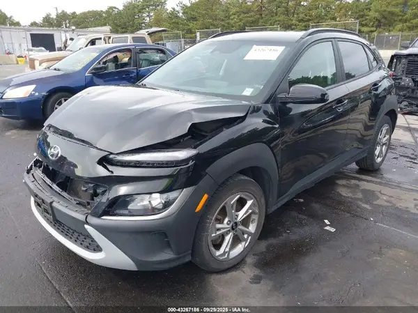 KM8K6CAB4PU932659 2023 HYUNDAI KONA - Image 2