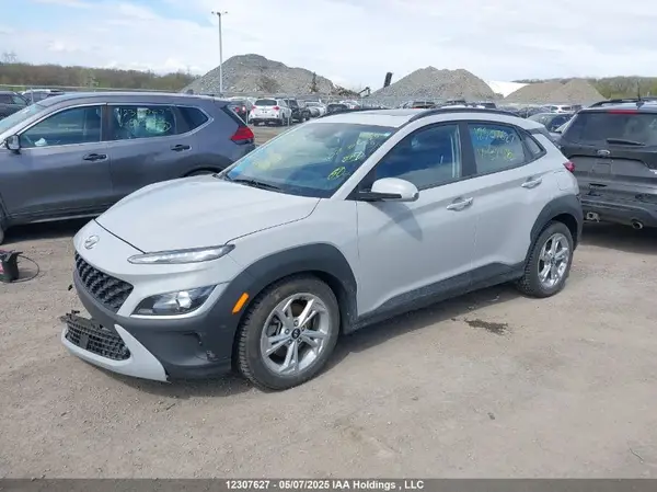 KM8K6CAB5NU825701 2022 HYUNDAI KONA - Image 2