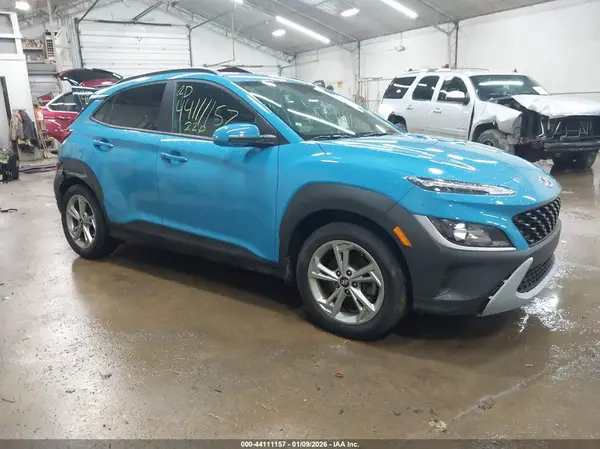 KM8K6CAB5NU875949 2022 HYUNDAI KONA - Image 1
