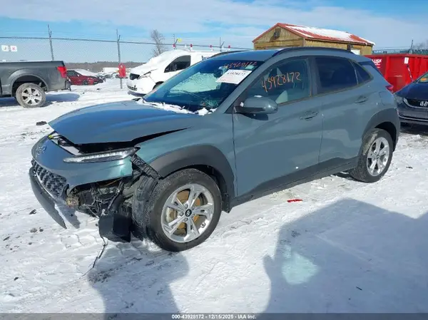 KM8K6CAB5NU876275 2022 HYUNDAI KONA - Image 2