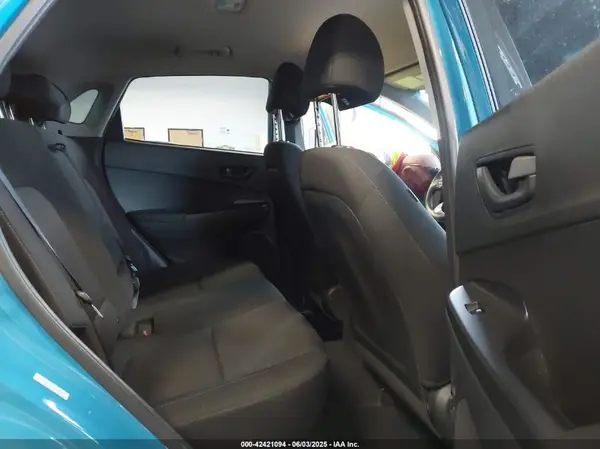 KM8K6CAB5NU889656 2022 HYUNDAI KONA - Image 8