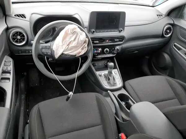 KM8K6CAB5NU912515 2022 HYUNDAI KONA - Image 8