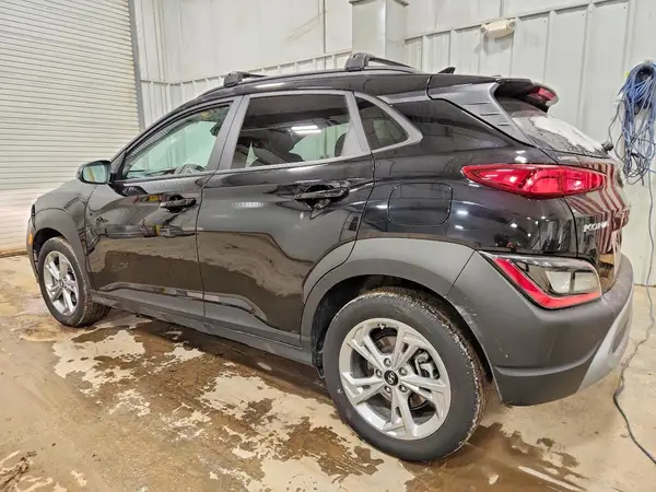 KM8K6CAB5PU007310 2023 HYUNDAI KONA - Image 2