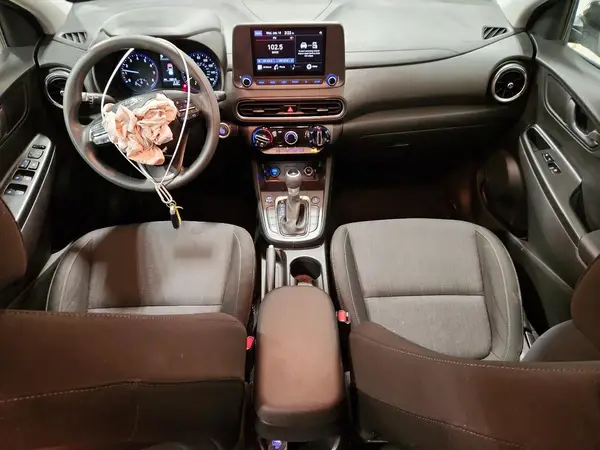 KM8K6CAB5PU007310 2023 HYUNDAI KONA - Image 8