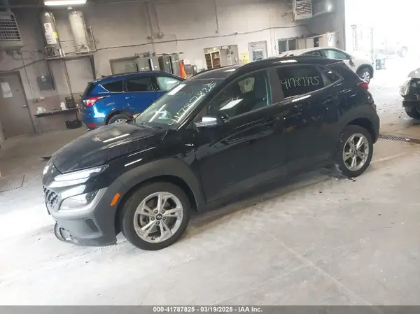 KM8K6CAB5PU011938 2023 HYUNDAI KONA - Image 2