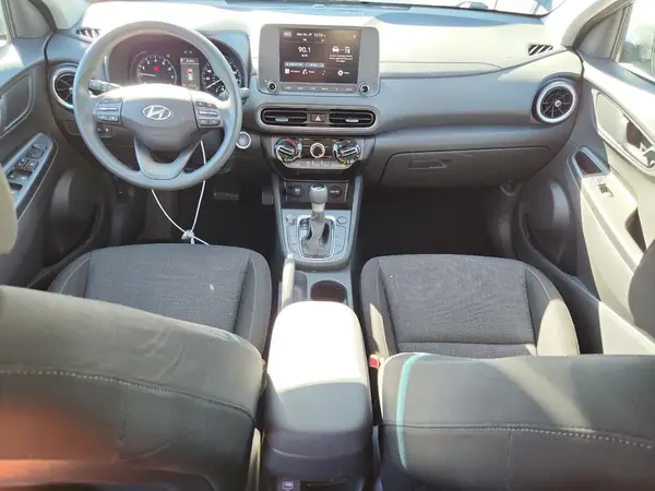 KM8K6CAB5PU040792 2023 HYUNDAI KONA - Image 8