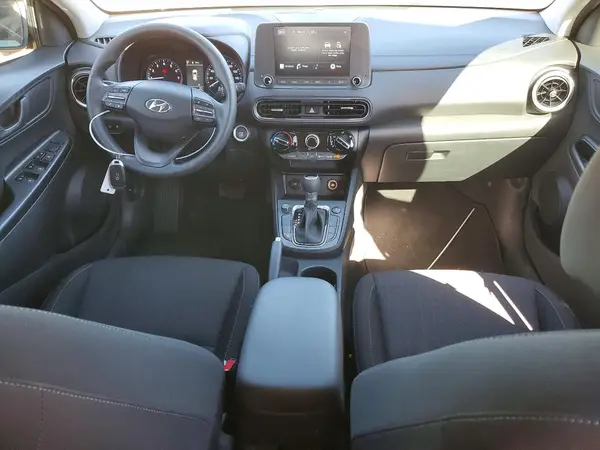 KM8K6CAB5PU048939 2023 HYUNDAI KONA - Image 8