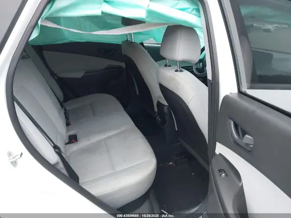 KM8K6CAB5PU944562 2023 HYUNDAI KONA - Image 8