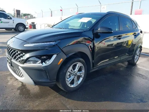 KM8K6CAB5PU961958 2023 HYUNDAI KONA - Image 2