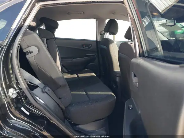 KM8K6CAB5PU961958 2023 HYUNDAI KONA - Image 8