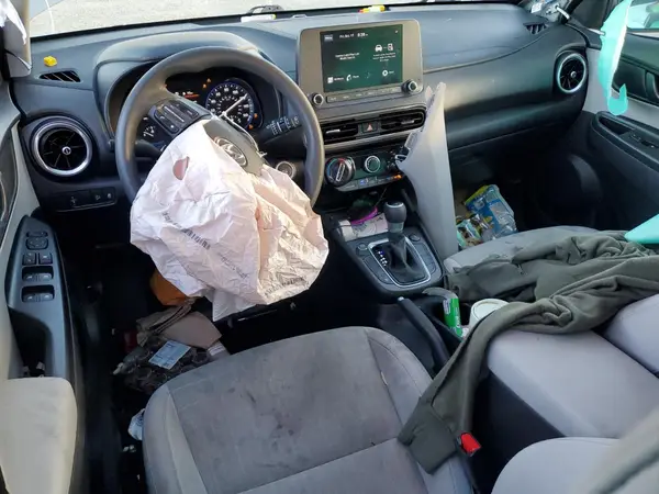 KM8K6CAB5PU976119 2023 HYUNDAI KONA - Image 8