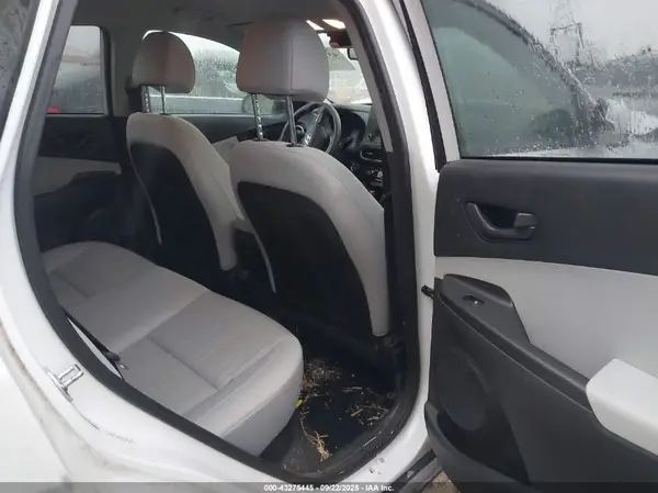 KM8K6CAB5PU980526 2023 HYUNDAI KONA - Image 8