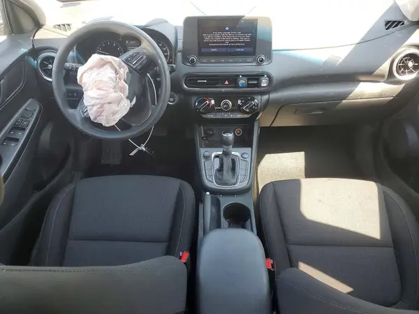 KM8K6CAB6NU805313 2022 HYUNDAI KONA - Image 8