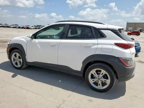KM8K6CAB6NU837923 2022 HYUNDAI KONA - Image 2