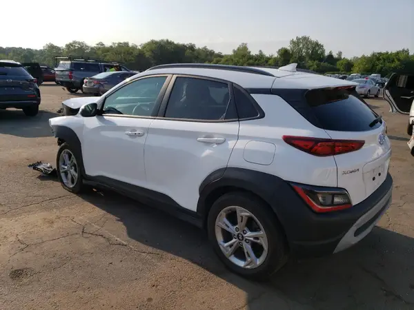 KM8K6CAB6NU863583 2022 HYUNDAI KONA - Image 2