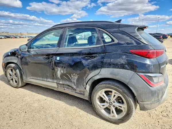 KM8K6CAB6NU873725 2022 HYUNDAI KONA - Image 2