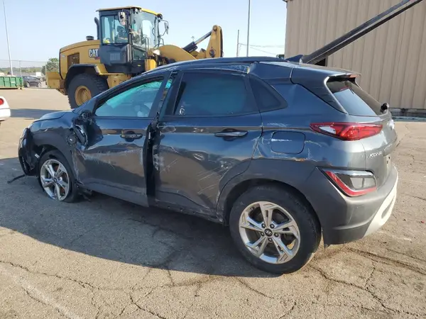 KM8K6CAB6NU875393 2022 HYUNDAI KONA - Image 2