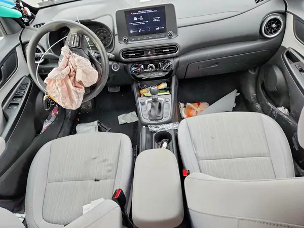 KM8K6CAB6NU891769 2022 HYUNDAI KONA - Image 8