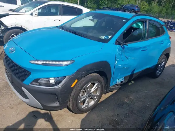 KM8K6CAB6NU912989 2022 HYUNDAI KONA - Image 2