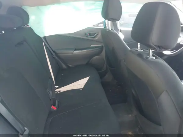 KM8K6CAB6NU912989 2022 HYUNDAI KONA - Image 8