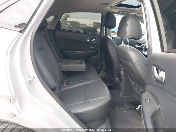 KM8K6CAB6PU014587 2023 HYUNDAI KONA - Image 8