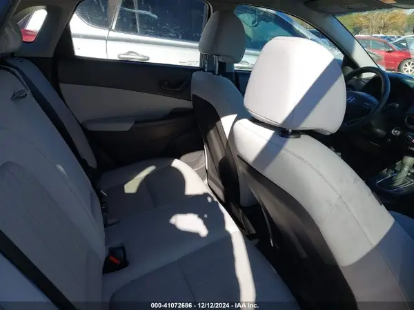 KM8K6CAB6PU038842 2023 HYUNDAI KONA - Image 8