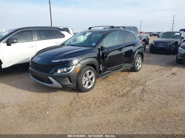 KM8K6CAB6PU054202 2023 HYUNDAI KONA - Image 2